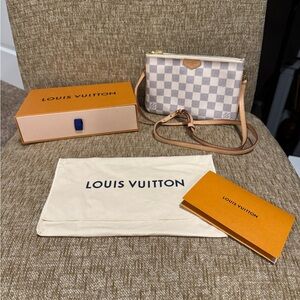 Authentic LV LOUIS VUITTON Double Zip Pochette Damier Azur W/ DUSTBAG & Box